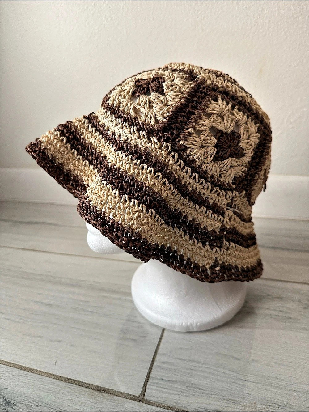 Crochet Bucket Hat in Brown & Cream Like New